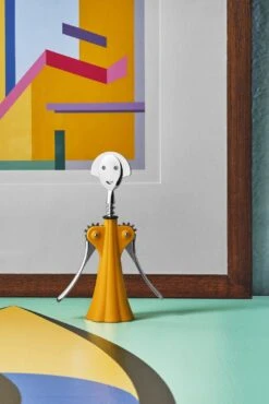 Alessi Kurkentrekker Anna G. - AM01 DY - Geel - Door Alessandro Mendini -Keukenbenodigdheden Winkel 0013 AM01 DY amb 2x3