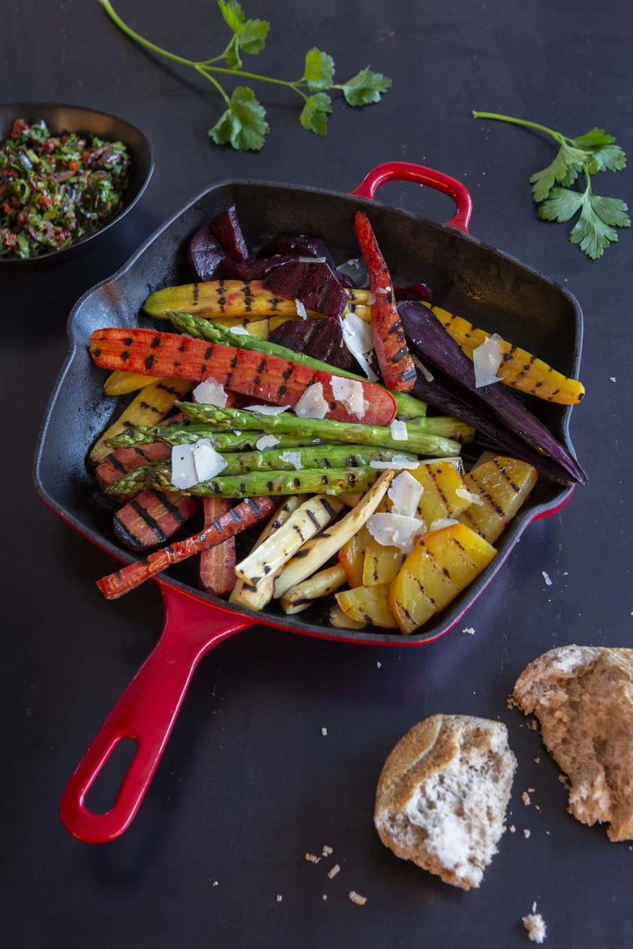 BK Grillpan Bourgogne - Chili Red - 26 X 26 Cm - Geëmailleerde Anti-aanbaklaag 4 BK Grillpan Bourgogne - Chili Red - 26 X 26 Cm - Geëmailleerde Anti-aanbaklaag - Afbeelding 2