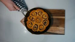 Saveur Selects Pannenset - Carbon Steel (Wokpan ø 35 Cm + Koekenpan ø 30 Cm) - Inductie En Alle Andere Warmtebronnen -Keukenbenodigdheden Winkel 1200x675 2