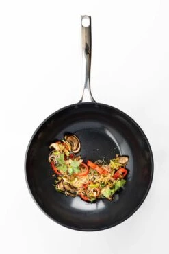 BK Wokpan Superior - Aluminium - ø 30 Cm - Keramische Anti-aanbaklaag -Keukenbenodigdheden Winkel 21994b271ddeedf2becbec04b0163608817e08fa Superior Wok 30