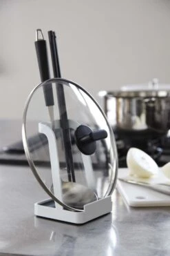 Yamazaki Lepelhouder Tower Wit -Keukenbenodigdheden Winkel 2248 20WH 2013 1000x