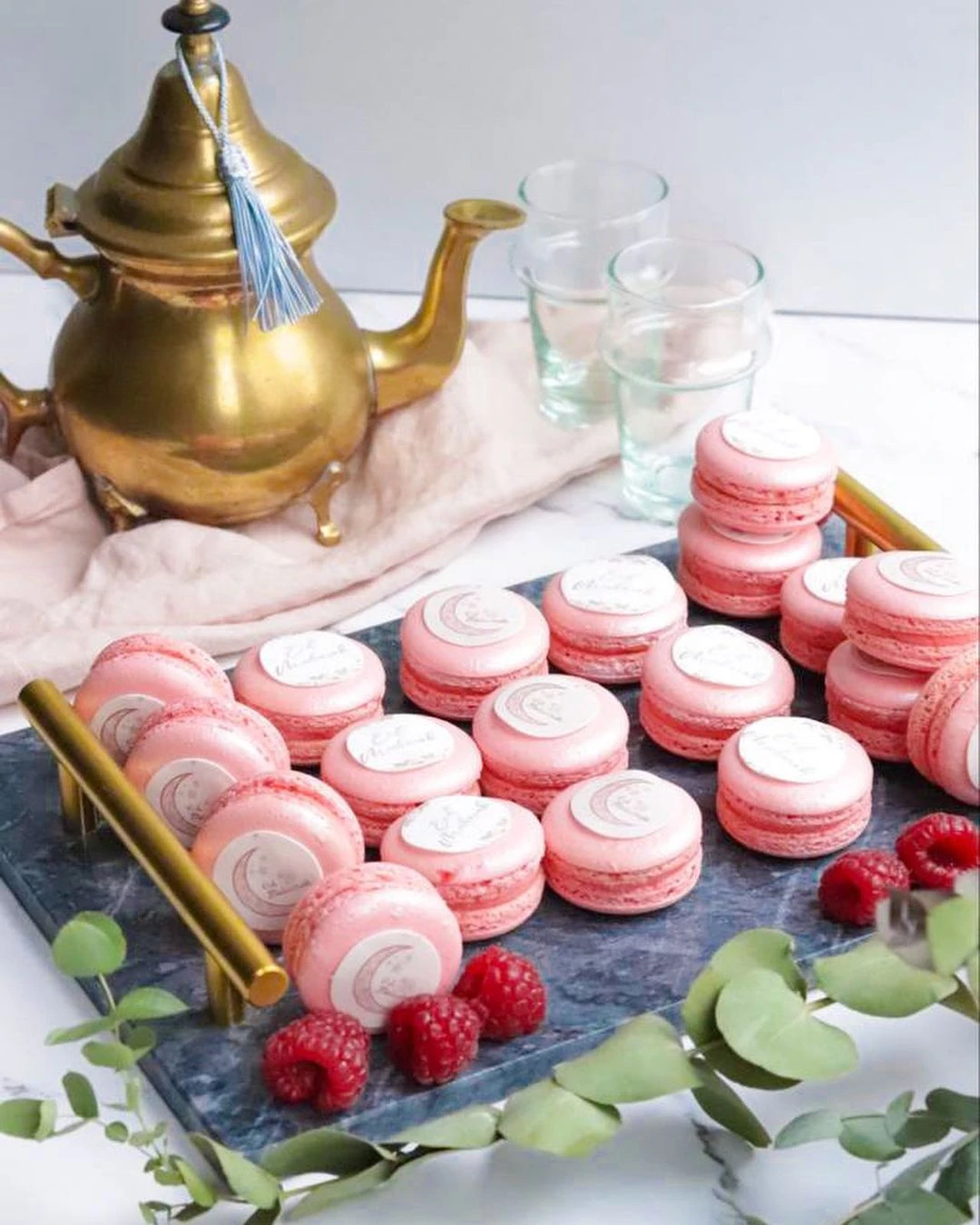 Jay Hill Dienblad - Met Handvatten - Marmer - Grijs - 30 X 20 Cm 8 Jay Hill Dienblad - Met Handvatten - Marmer - Grijs - 30 X 20 Cm - Afbeelding 6