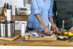 Zwilling Sous Vide Stick Enfinigy - Nauwkeurige Temperatuurinstelling - IPX7 Waterproof - Zwart -Keukenbenodigdheden Winkel 4009839546716 10