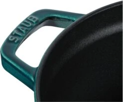 Staub Braadpan / Cocotte - La Mer - ø 28 Cm / 6.7 Liter 10 Staub Braadpan / Cocotte - La Mer - ø 28 Cm / 6.7 Liter -Keukenbenodigdheden Winkel 40501115 2