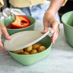 Koziol Vershoudbakje Connect Groen 21 X 21 X 7 Cm / 1.3 Liter -Keukenbenodigdheden Winkel 7275 connect box 703 2 os1