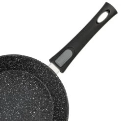 Resto Kitchenware Koekenpan Leo - ø 24 Cm - Standaard Anti-aanbaklaag 10 Resto Kitchenware Koekenpan Leo - ø 24 Cm - Standaard Anti-aanbaklaag -Keukenbenodigdheden Winkel 93040.4260403577806.ver50
