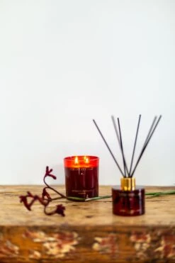 Countryfield Geurkaars Medium Elegance - 10 Cm / ø 9 Cm 7 Countryfield Geurkaars Medium Elegance - 10 Cm / ø 9 Cm -Keukenbenodigdheden Winkel CF candle ELEGANCE 20246 3