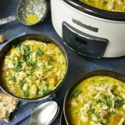 Crockpot Slowcooker - Digitaal - 3.5 Liter - CR060 -Keukenbenodigdheden Winkel CSC060Soupoverhead Retouched 5dca888ca549f3.30654960