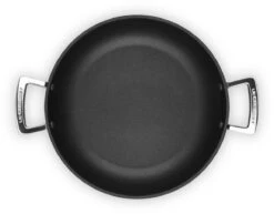 Le Creuset Hapjespan Met Deksel - Les Forgées TNS - ø 28 Cm / 3.2 Liter - Standaard Anti-aanbaklaag 13 Le Creuset Hapjespan Met Deksel - Les Forgées TNS - ø 28 Cm / 3.2 Liter - Standaard Anti-aanbaklaag -Keukenbenodigdheden Winkel LC 20190624 ZS PS FS 51107280010502 005