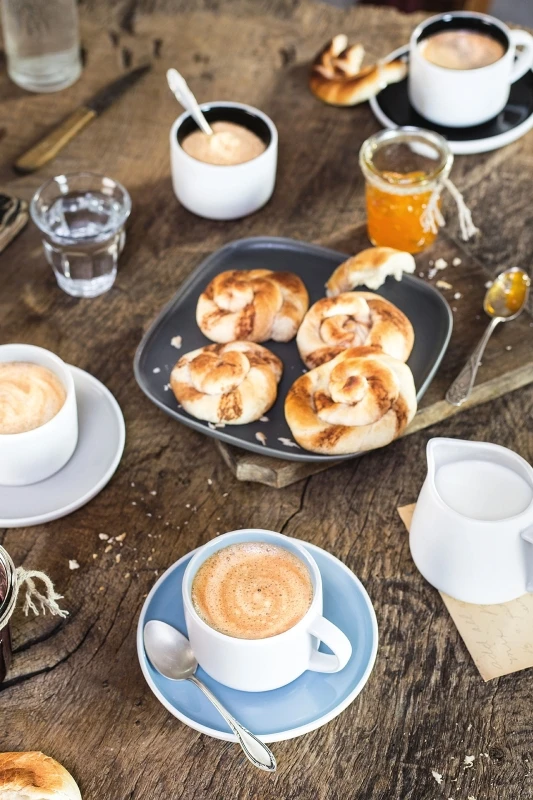 Maxwell & Williams Kop En Schotel Tint Blauw 100 Ml 4 Maxwell & Williams Kop En Schotel Tint Blauw 100 Ml - Afbeelding 2