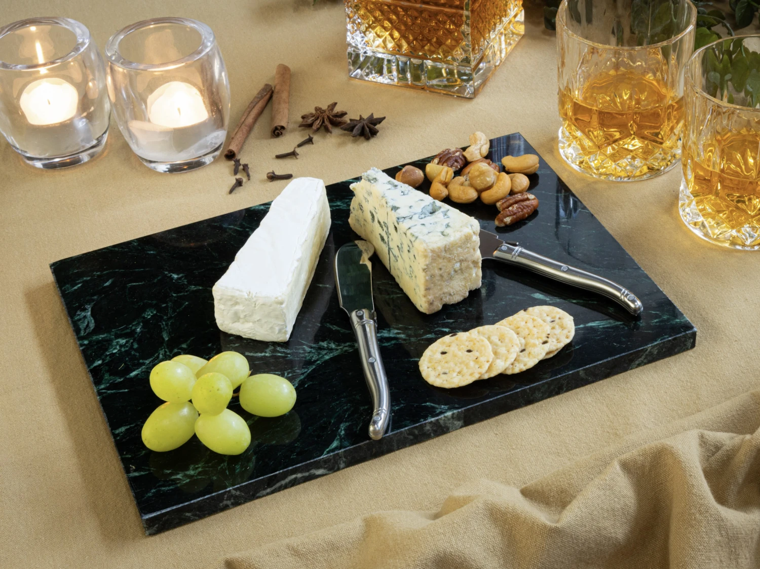 Jay Hill Snijplank / Serveerplank / Borrelplank Marmer - Groen - 29 X 21 Cm 4 Jay Hill Snijplank / Serveerplank / Borrelplank Marmer - Groen - 29 X 21 Cm - Afbeelding 2