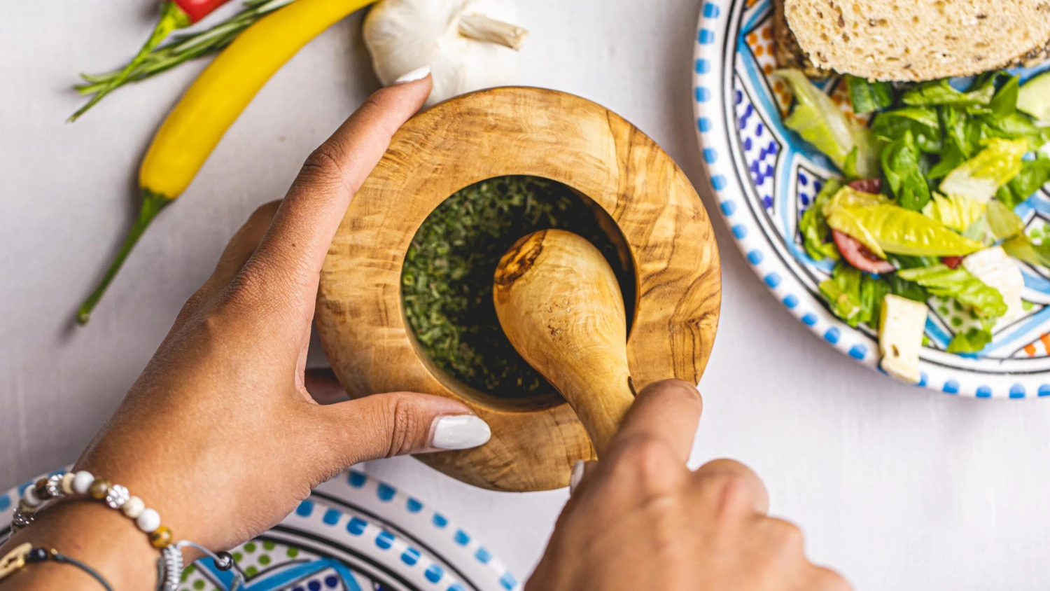 Jay Hill Vijzel Tunea - Olijfhout - ø 11 Cm 6 Jay Hill Vijzel Tunea - Olijfhout - ø 11 Cm - Afbeelding 4