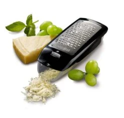 Boska Rasp Easy Grater -Keukenbenodigdheden Winkel Web 853801 EXPLORE easy grater GOUDA 3 2400x5B15D