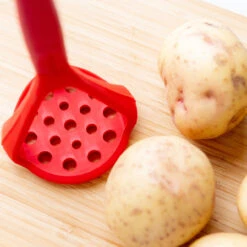 Colourworks Aardappelstamper Rood - 25 Cm 10 Colourworks Aardappelstamper Rood - 25 Cm -Keukenbenodigdheden Winkel an6vy1cicb8glkczpvwv 30813