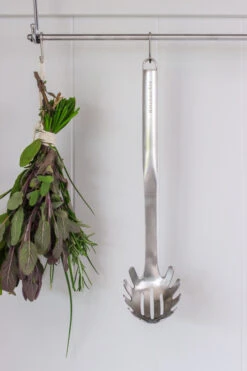 KitchenAid Spaghettilepel Premium - Zilver 8 KitchenAid Spaghettilepel Premium - Zilver -Keukenbenodigdheden Winkel bhpyp2hdpvthokoroqu8 21249