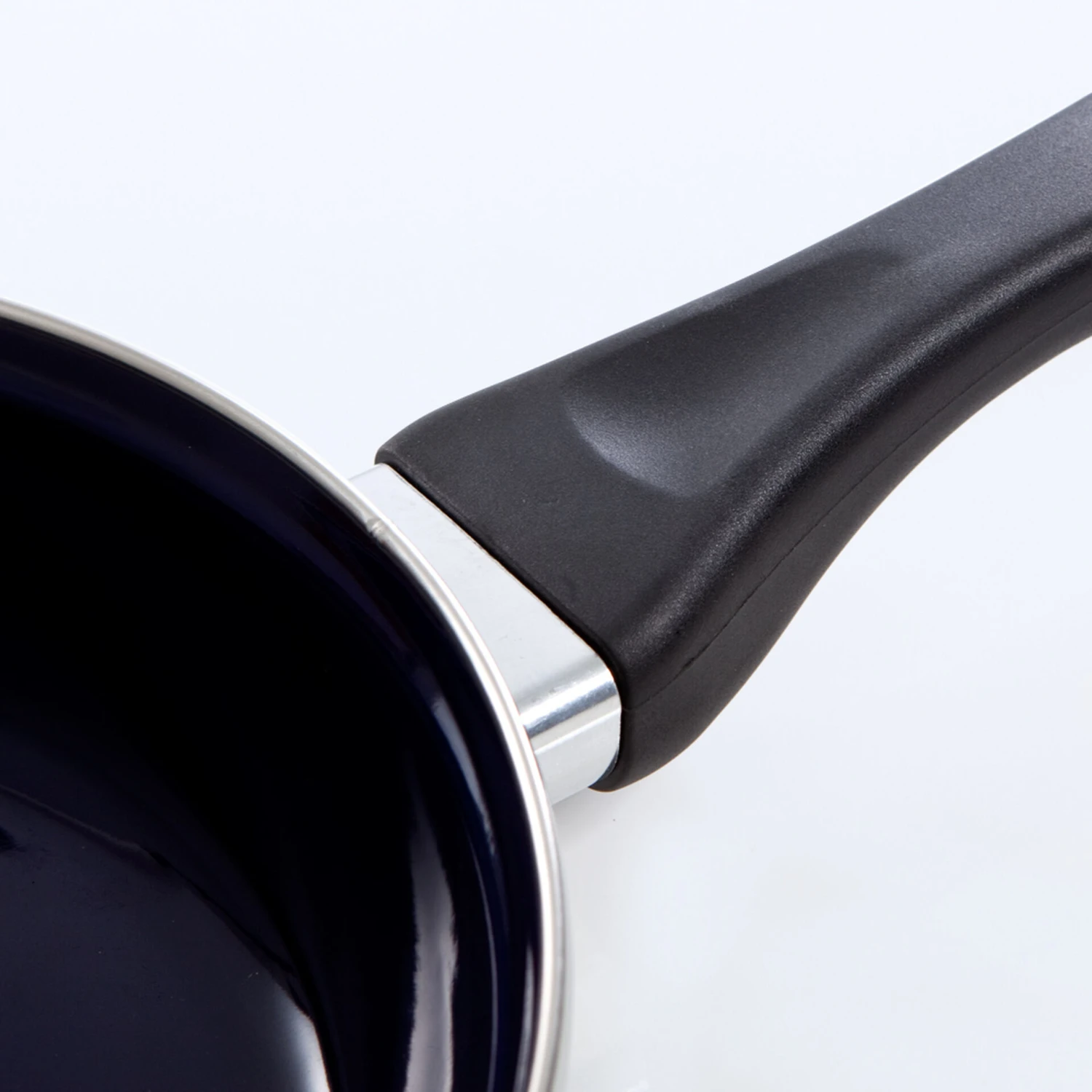 BK Wokpan Fortalit - ø 28 Cm / 3.6 Liter - Geëmailleerde Anti-aanbaklaag 6 BK Wokpan Fortalit - ø 28 Cm / 3.6 Liter - Geëmailleerde Anti-aanbaklaag - Afbeelding 4