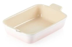 Le Creuset Ovenschaal Heritage - Shell Pink -26 X 19 Cm / 2.4 Liter -Keukenbenodigdheden Winkel le creuset ovenschaal shell pink 26cm 1