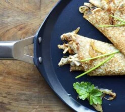 Valira Pannenkoekenpan Aire - ø 28 Cm - Standaard Anti-aanbaklaag 12 Valira Pannenkoekenpan Aire - ø 28 Cm - Standaard Anti-aanbaklaag -Keukenbenodigdheden Winkel pannenkoekenpan2