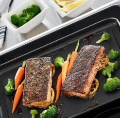 Valira Bakplaat Aire - 28 X 28 Cm - Standaard Anti-aanbaklaag 10 Valira Bakplaat Aire - 28 X 28 Cm - Standaard Anti-aanbaklaag -Keukenbenodigdheden Winkel plancha28x28cm5 1