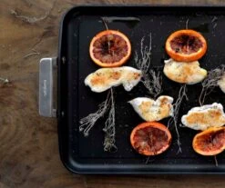 Valira Bakplaat Aire - 28 X 28 Cm - Standaard Anti-aanbaklaag 14 Valira Bakplaat Aire - 28 X 28 Cm - Standaard Anti-aanbaklaag -Keukenbenodigdheden Winkel planchasfeer