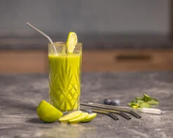 Sareva Herbruikbare Rietjes - Met Borstel - RVS - Gebogen - 4 Stuks -Keukenbenodigdheden Winkel product keuken 1