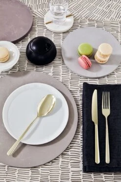 Keukenbenodigdheden Winkel -Keukenbenodigdheden Winkel sambonet bestekset linear champagne sfeer3