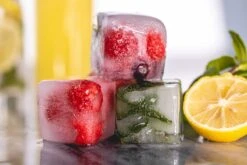 Sareva IJsblokjesvorm Set (4 Bollen & 4 Blokken) -Keukenbenodigdheden Winkel sereva ijs sfeer 36 3